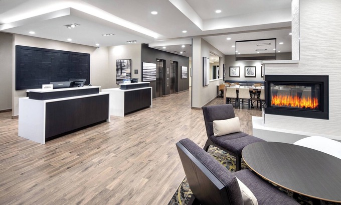 Gateway Hotel | Residence Inn by Marriott Toronto Mississauga West