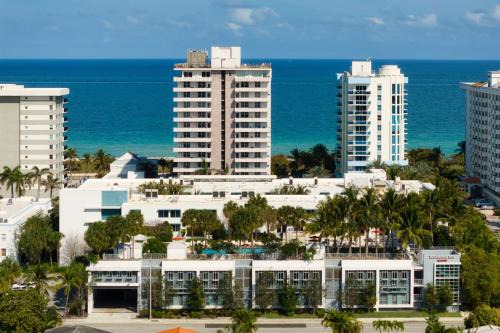 Surfside Hotel | Residence Inn by Marriott Miami Beach Surfside