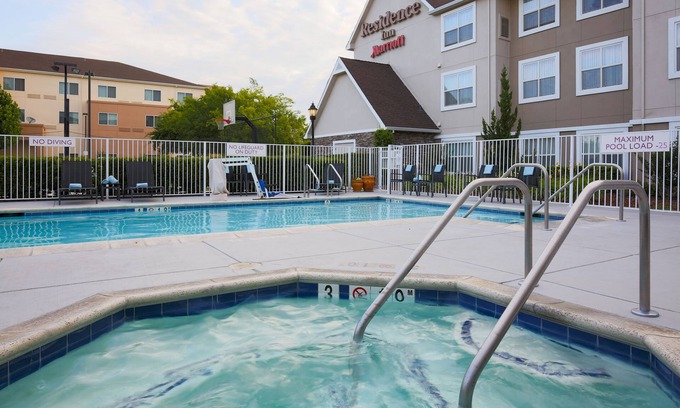 Chico Hotel | Residence Inn by Marriott Chico