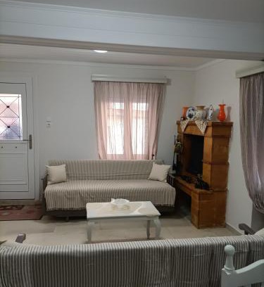 Karlovassi House | Residence Julia