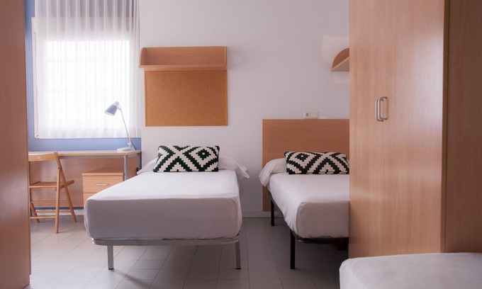 San Cristobal Hotel | Residencia Universitaria Resa Tomás Alfaro Fournier - Centro Adscrito a REAJ - Campus Accomodation