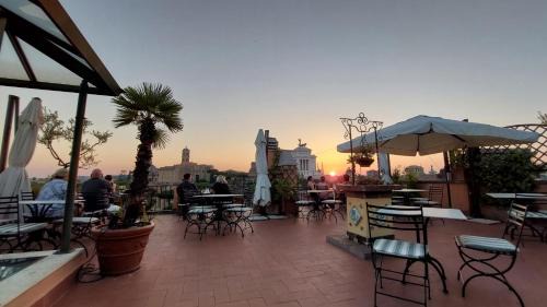 Monti House | Residenza Maritti ContemporarySuite - Guesthouse