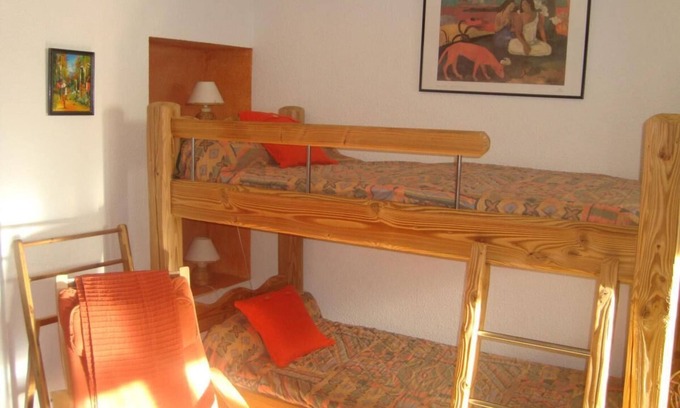 Areches Apartment | Resort center, 2nd floor, parking, tv, 53m², Arêches-Beaufort