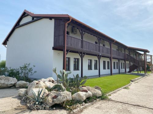 Mikulov Apartment | Resort Konírna