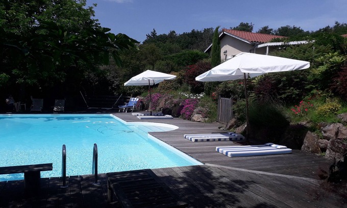 Salvizinet Villa | Rest by the pool and think of nothing!