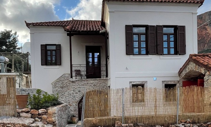 Leonidio Villa | Restored traditional stone villa in Leonidio, close to beach with mountain view!