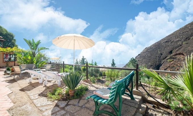 La Escalona House | Retreat in Tenerife with Nature Views