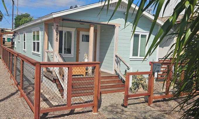 Logan Heights House | Retreat to SD: FamilyFriendly, Conventions,Dowtown,SD Harbor,Balboa Park,Beaches