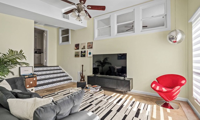 Zilker House | Retro Vibes & Zilker Views: Music House by ACL