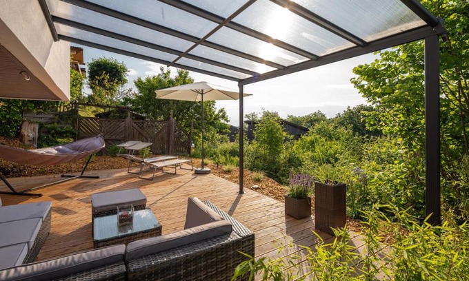 Haselbach in der Rhon House | RhönKristall modernes Terrassenhaus mit Weitblick