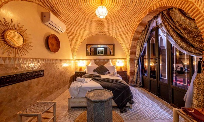 Bab Taghzout House | Riad 7 Saints
