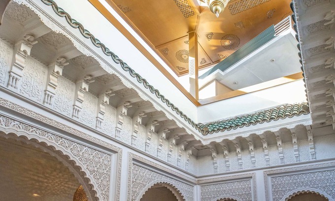 Riad Zitoun Jdid House | Riad Glatt K: a Luxurious Oasis in the Heart of Marrakech.