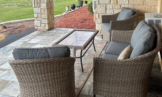 Eureka Condo | Richland Chambers Reservoir Lakefront Condo on First Floor with Outdoor Pool!!