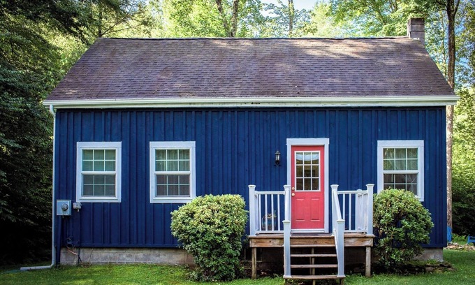 Sweet Valley Cabin | Ricketts Creekside Cabin - WIFI, grill, hammock, creek