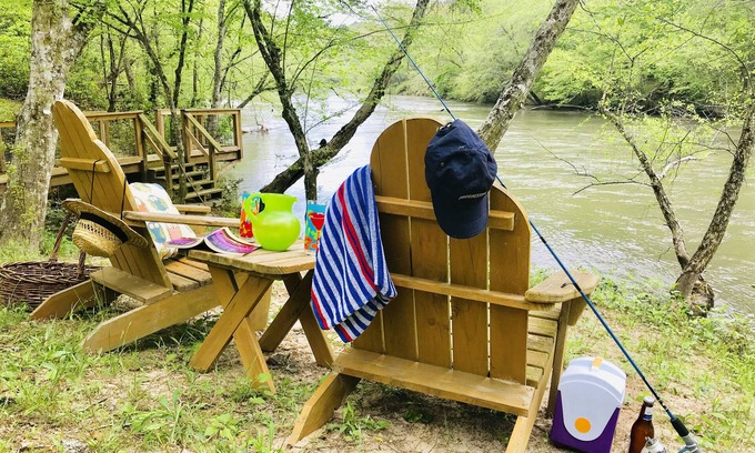 Cornelia House | Right on the ChattahoocheeRiver - visit Helen, fish off deck, or enjoy fire pit.