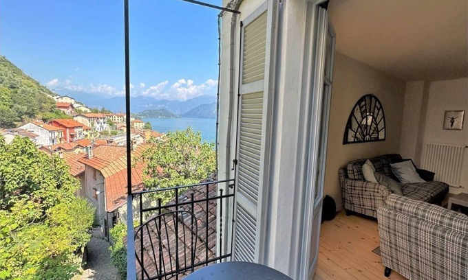 Colonno House | Riva House Colonno - Lake Como