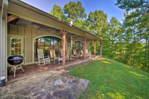 Heflin House | River Bend Lodge Heflin Home in the Woods!