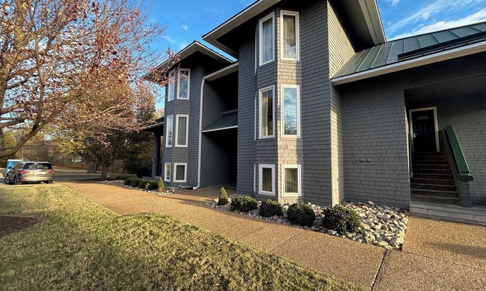 Kingsmill Condo | River Breeze @ Kingsmill - updated 1 bed 1 bath condo - minutes to Busch Gardens