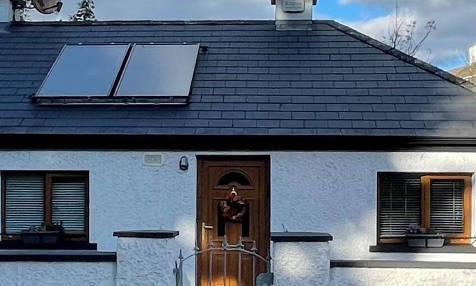 Mullingar Cottage | River Cottage. Traditional Irish Cottage in Mullingar Ireland