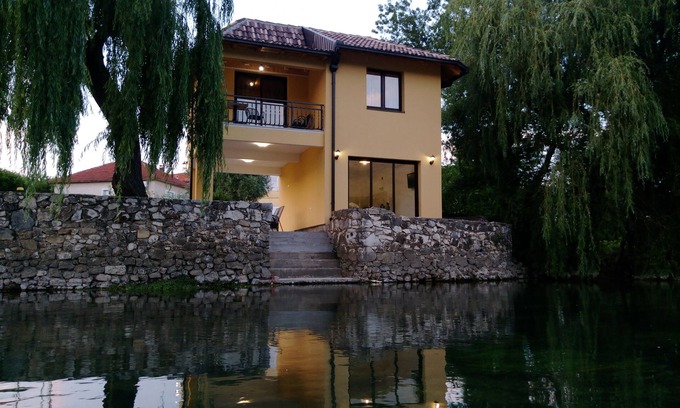 Mostar Apartment | River House Buna - Mostar