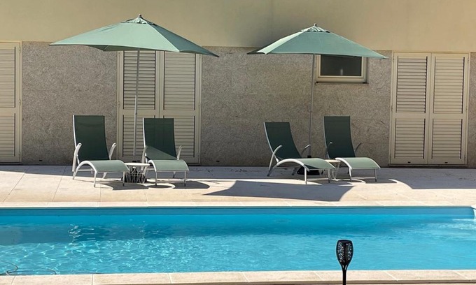 Campos Villa | River house in Vila Nova Cerveira