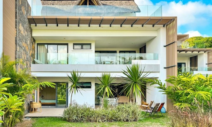La Mivoie Apartment | River & Pool Oasis - Modern 159sqm Apt, Mauritius