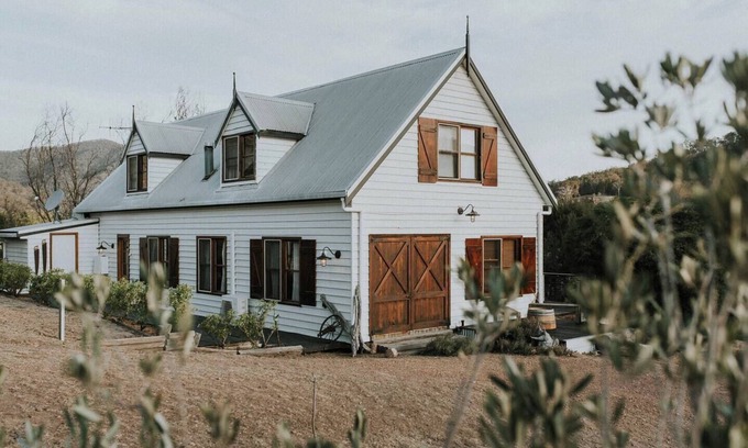 Riverlea House | River Ranch Mudgees Unique Rural Escape