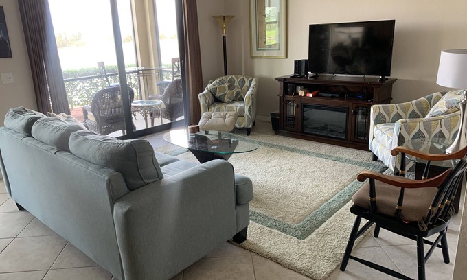 Bradenton Condo | River Strand- 1st floor condo in FL - optional pools, golf, tennis, pickle ball.