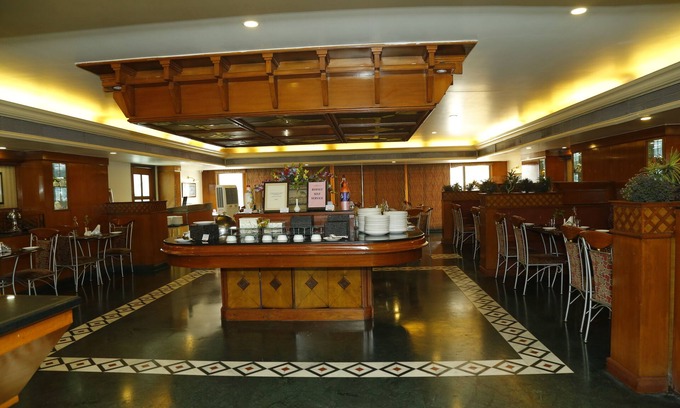 Ahmedabad City Centre Hotel | Rivera Sarovar Portico Ahmedabad