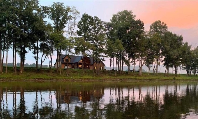 Parsons House | Riverfront Lodge on 100 acres! Swimming hole, Kayaks, Hot tub!