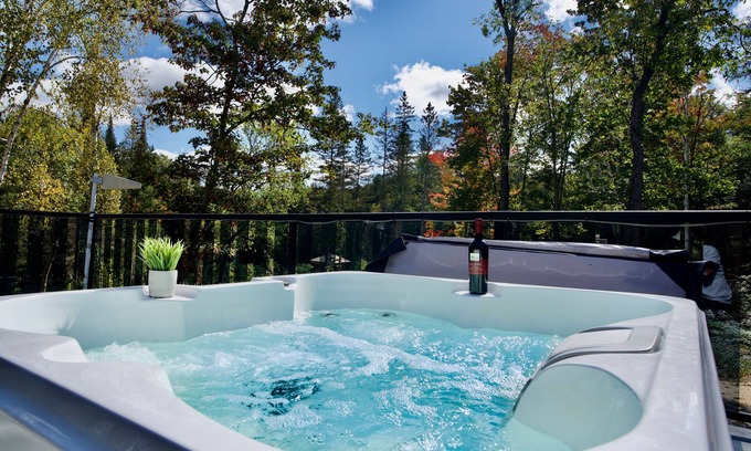 Strong Cottage | Riverfront Oasis on 55 Pvt Acres with Wifi , Sauna and Hot Tub