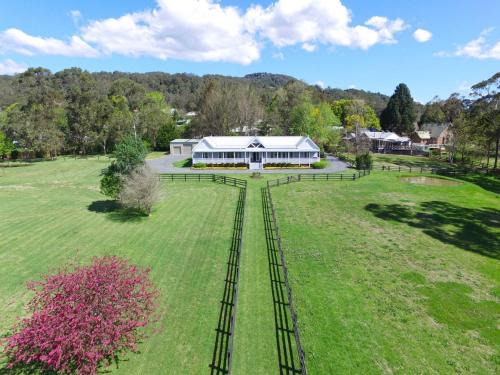 Kangaroo Valley House | Rivermist Luxury 6 bedrooms and 6 bathrooms