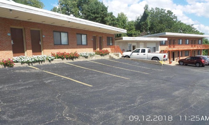 Louisiana Hotel | Rivers EDGE MOTEL