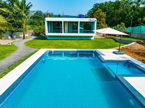 Murud Hotel | Riverside Farm