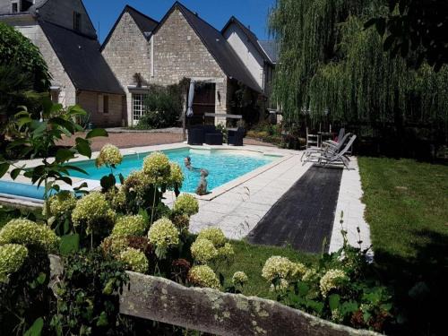 Cinais House | Riverside Hideaway in Cinais