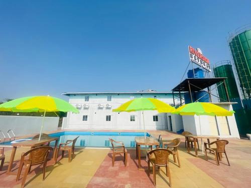Dombivli West Hotel | Riverside Retreat Dombivli