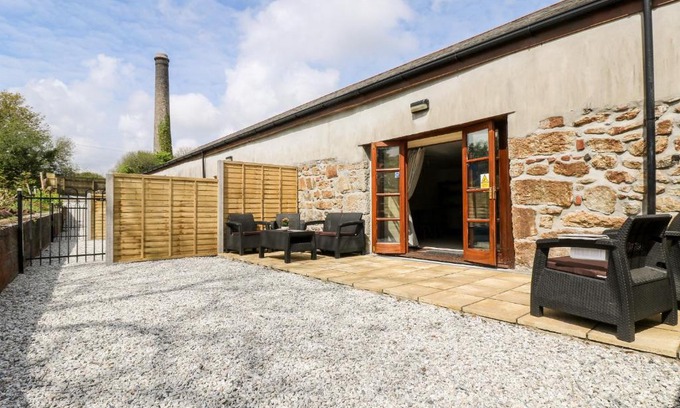 Stenalees House | RiversideThe West Dry