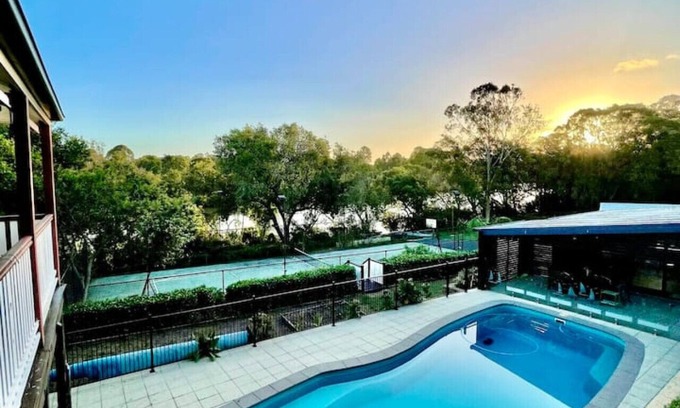 Loganholme House | RiverView 5Bs Home near Freeway&Shops @ Loganholme