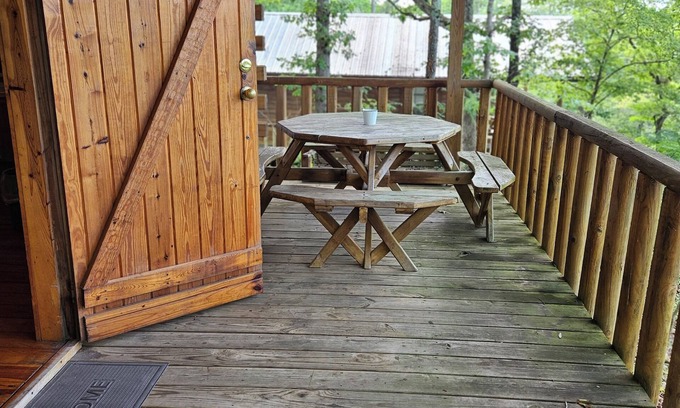 Mammoth Spring Cabin | Riverview Cabins viewing Mammoth Spring State Park and Hatchery