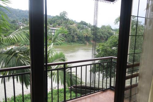Sirimalwatta House | Riverview Kandy
