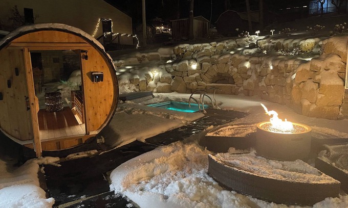 Pepin House | Riverview Respite plus the Hideaway - Sauna and Hot Tub!