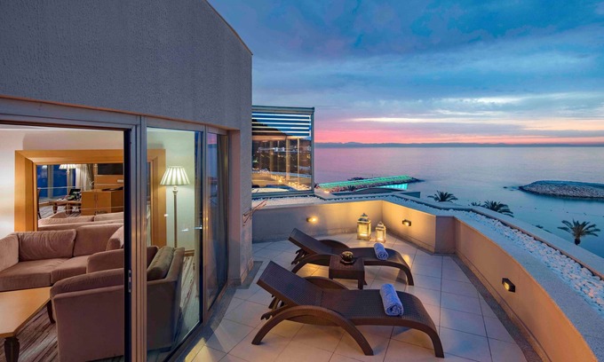 Beldibi Hotel | Rixos Sungate - The Land of Legends Access