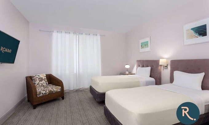 Flamingo/Lummus House | Roami at Hotel Astor | Pool | Queen Suite