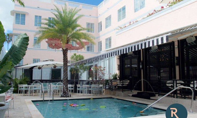 Flamingo/Lummus House | Roami at Hotel Astor | Pool | Deluxe Suite