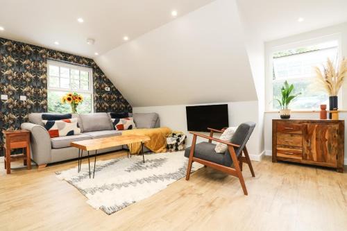 Camborne Apartment | Robin's Nest at The Shire Inn