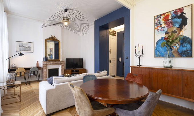 Nancy City Centre Apartment | Rock-In-Share Le Joli Coeur