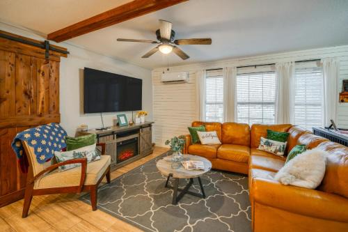 Terrell House | RockinB88 Ranch Retreat Terrell Home Near Shops