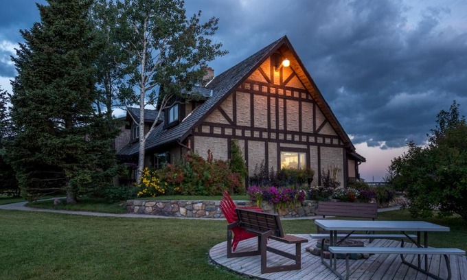Mountain View Bed & Breakfast | Rocky Ridge Country Lodge
