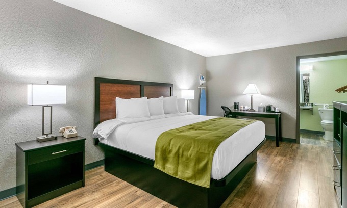 Kingston Springs Hotel | Rodeway Inn Kingston Springs