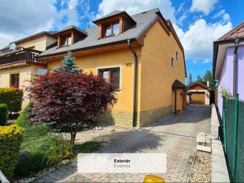 Velky Slavkov House | Rodinný dom "Ako doma"